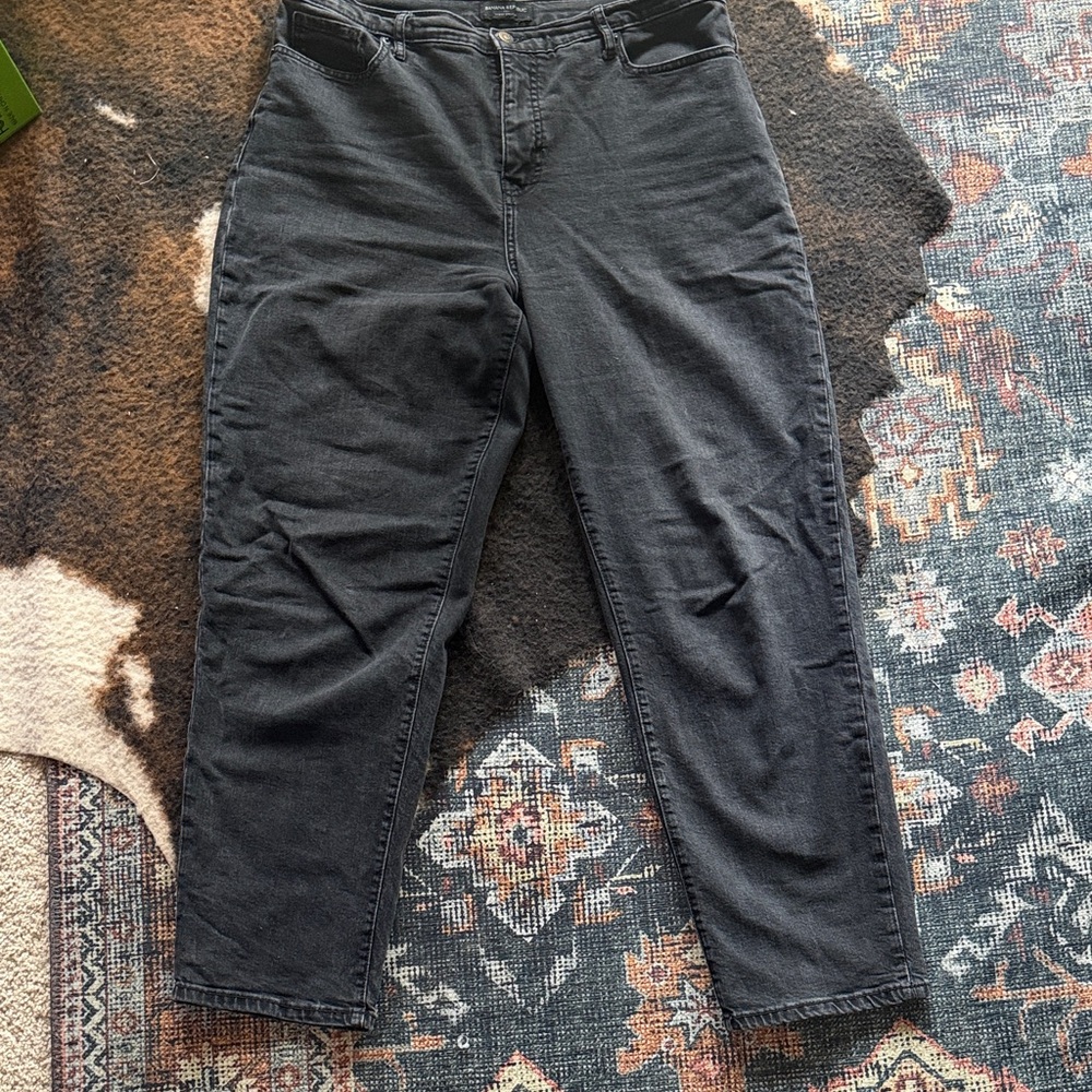 Banana Republic Washed Black Curvy Straight Jeans